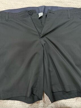 bcg Men's black Flat Front Shorts